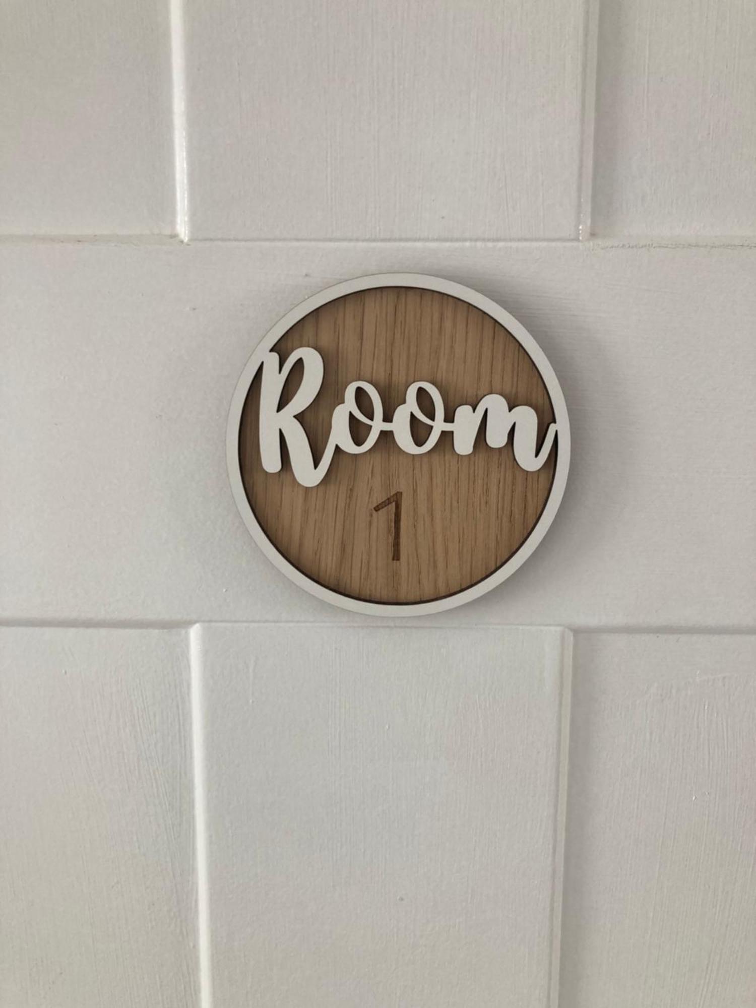 Private Double Room With Ensuite, No Breakfast, Truro City Centre Esterno foto